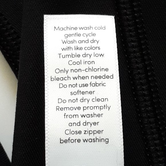 Athleta All In Crop in Black Size XXS - Picture 11 of 12